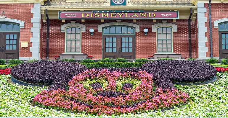 Top 10 Things to Do in Hong Kong’s Disneyland Resort