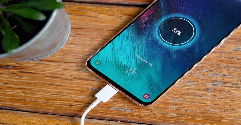 The 10 Best Smartphones With Fast Charging Technology