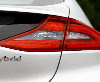 What is a Hybrid Car? How Exactly Does it Work