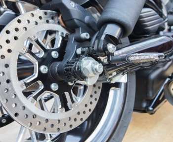 Different Types of Disc Brakes Used in Bikes