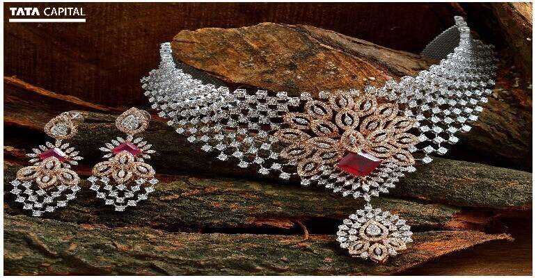 Glitter Gorgeously at Your Wedding with Diamond Jewellery