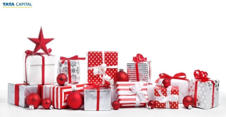 Make Gifting Easy This Christmas With a Personal Loan