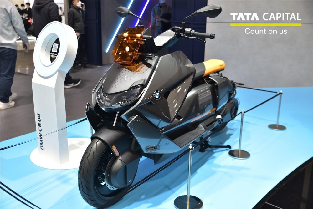 BMW CE 04 Electric Scooter Price, Mileage, Specifications & More