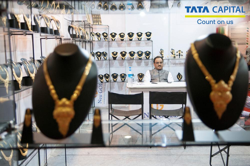 The wealthy are using pawn shops to finance their business ideas