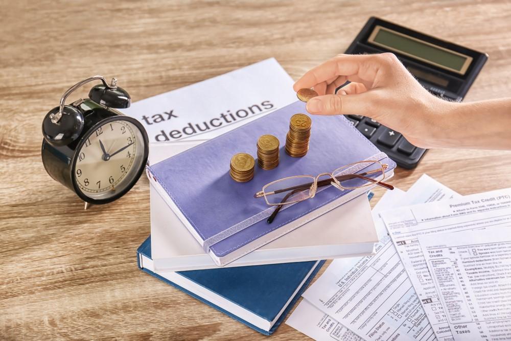 Difference Between Tax Deduction VS Exemption