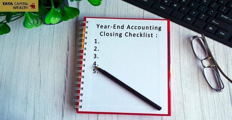 Create Your Own Year-End Financial Checklist