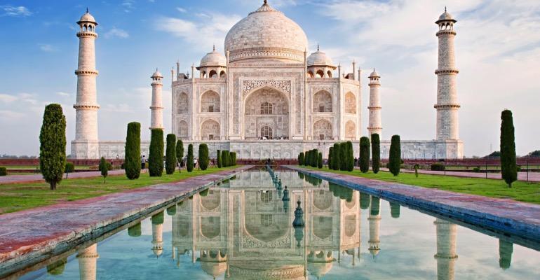 Best Places to Visit in Agra – Top Tourist Attractions | 2024