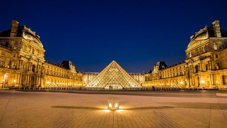 Visit Louvre