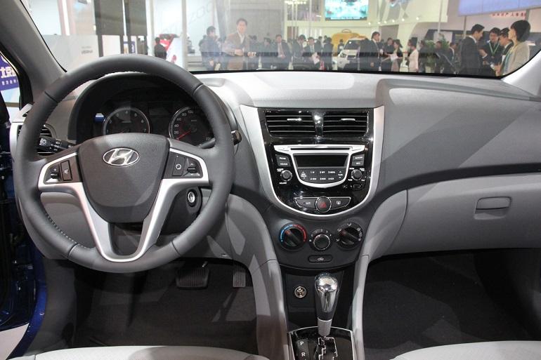 Hyundai Verna Interiors